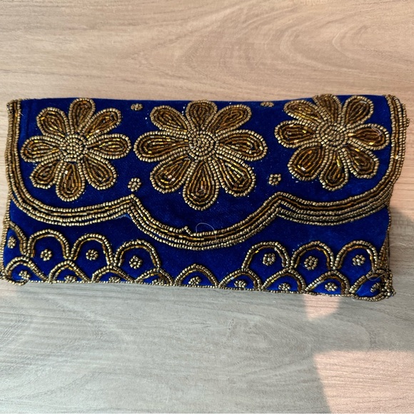 Crossbody blue and golden embroidery bag - Picture 3 of 7